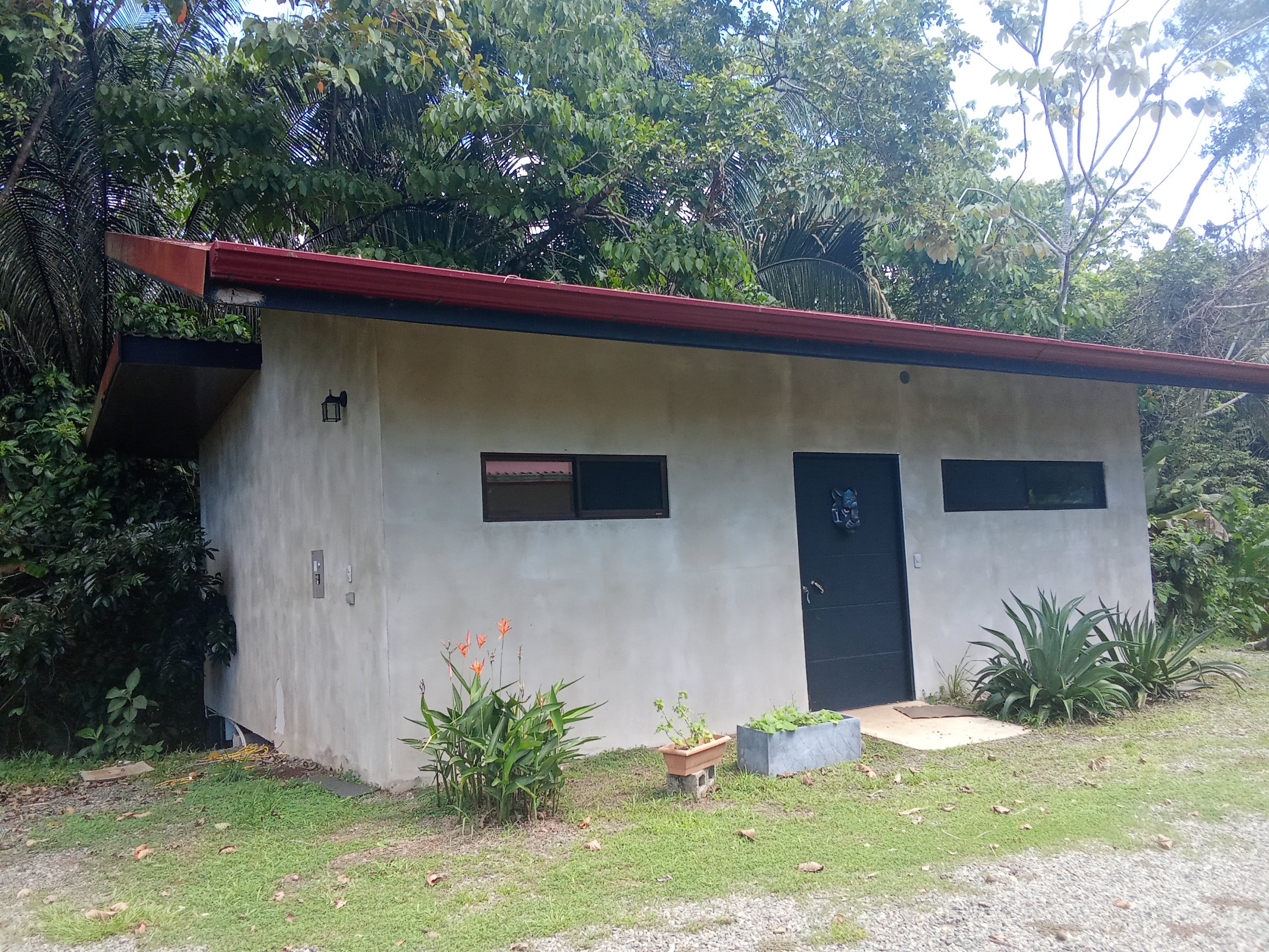 SELVA LINDA LOGE