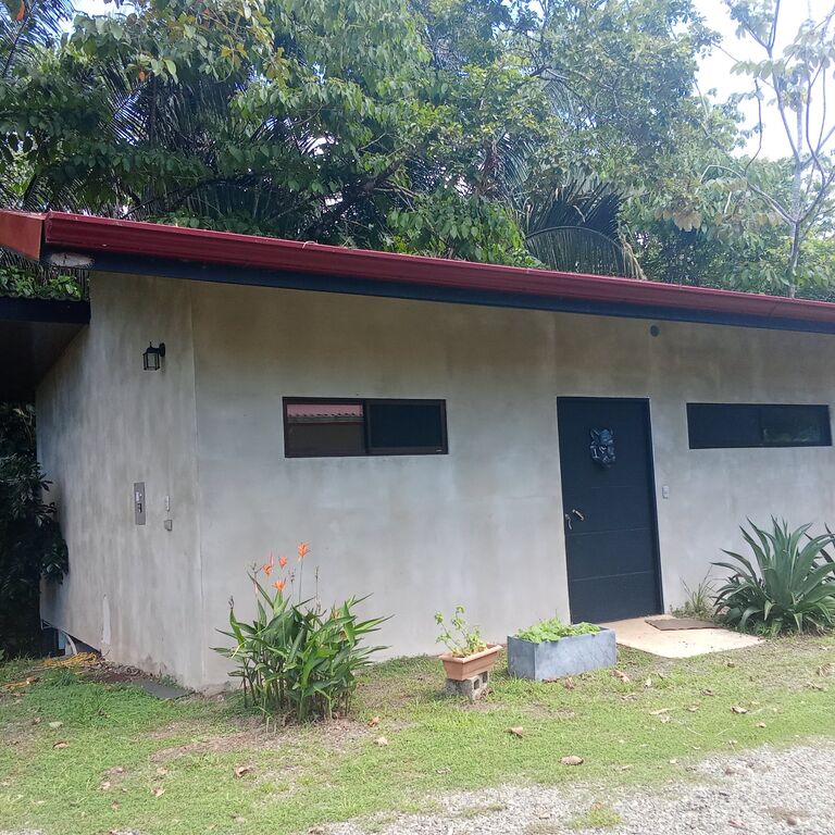 SELVA LINDA LOGE