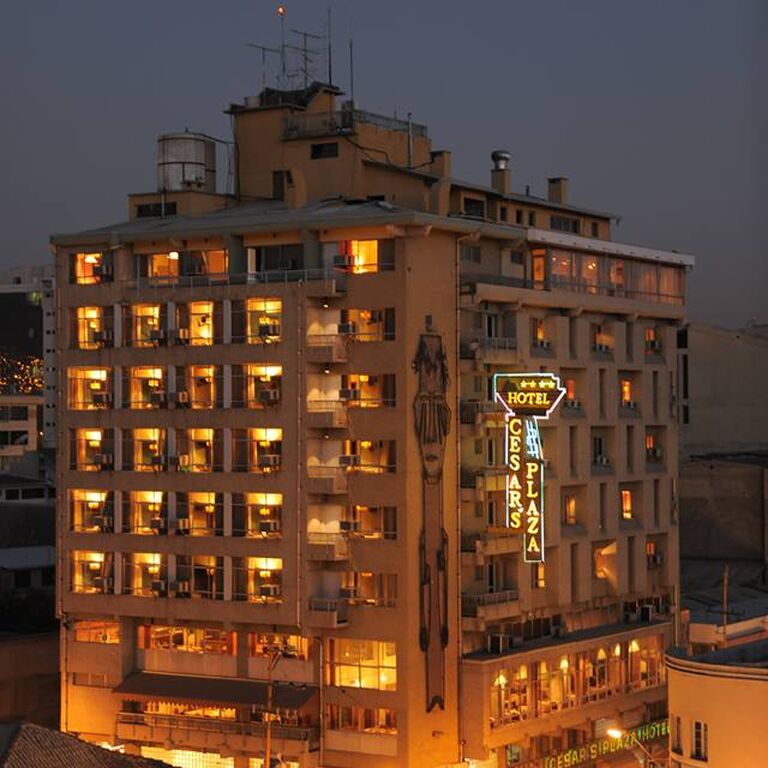 CESAR´S PLAZA HOTEL