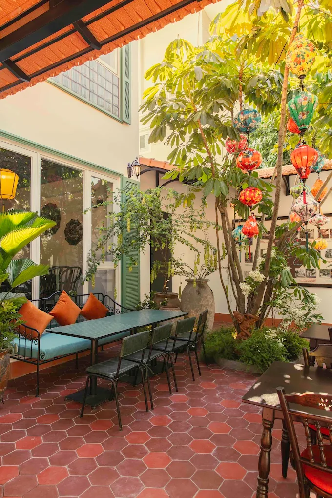 Quán Bụi Pham Thai Buong