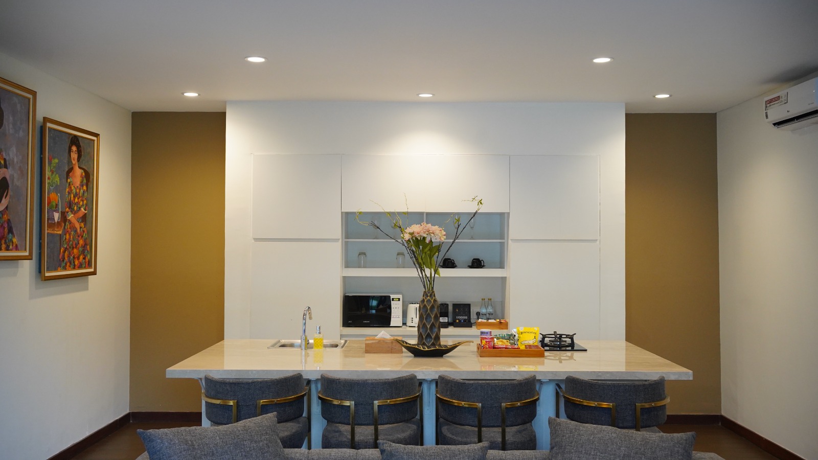 The Claremont Luxury Villas