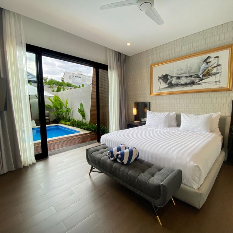 The Claremont Luxury Villas