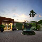 The Claremont Luxury Villas