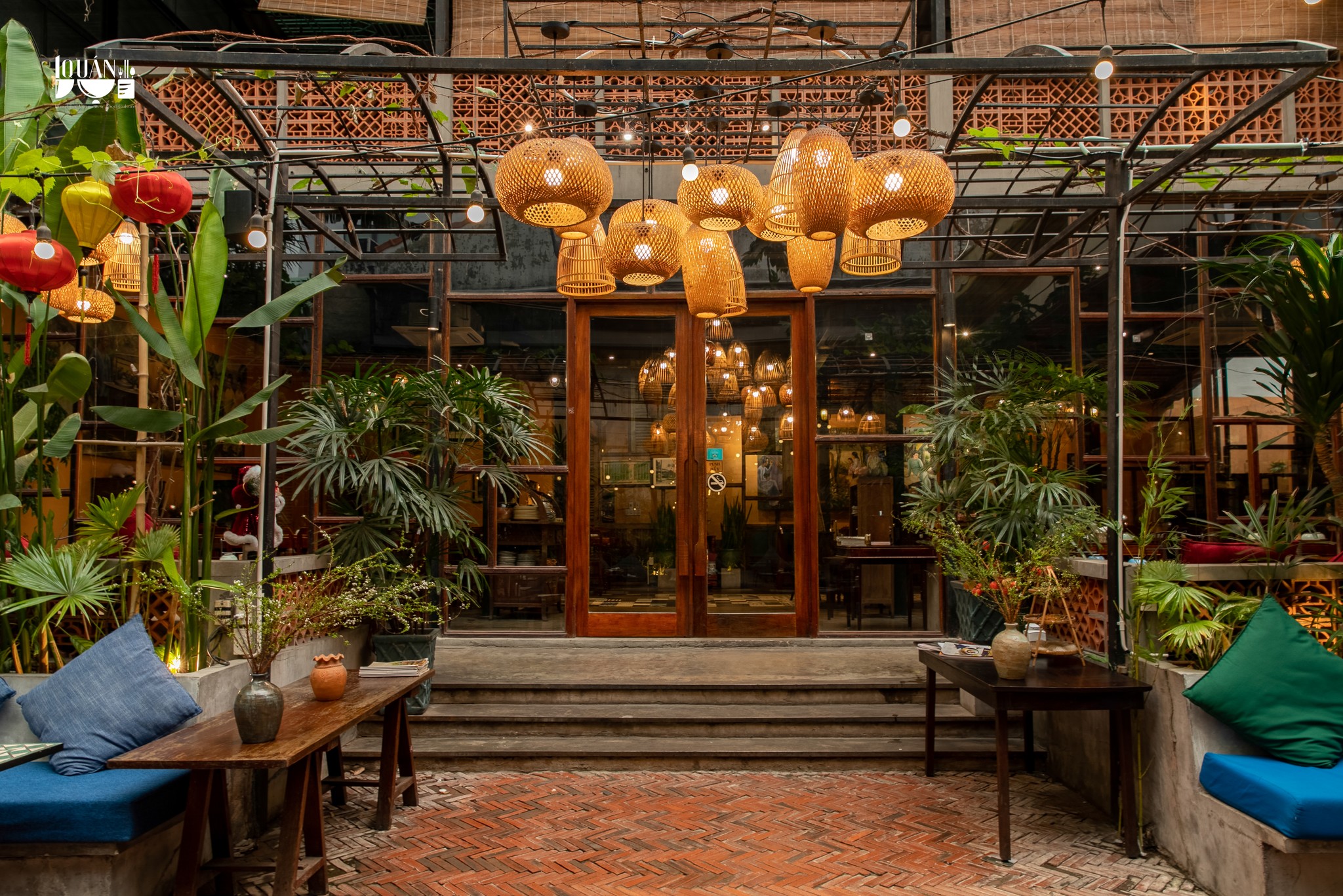 Quán Bụi Garden