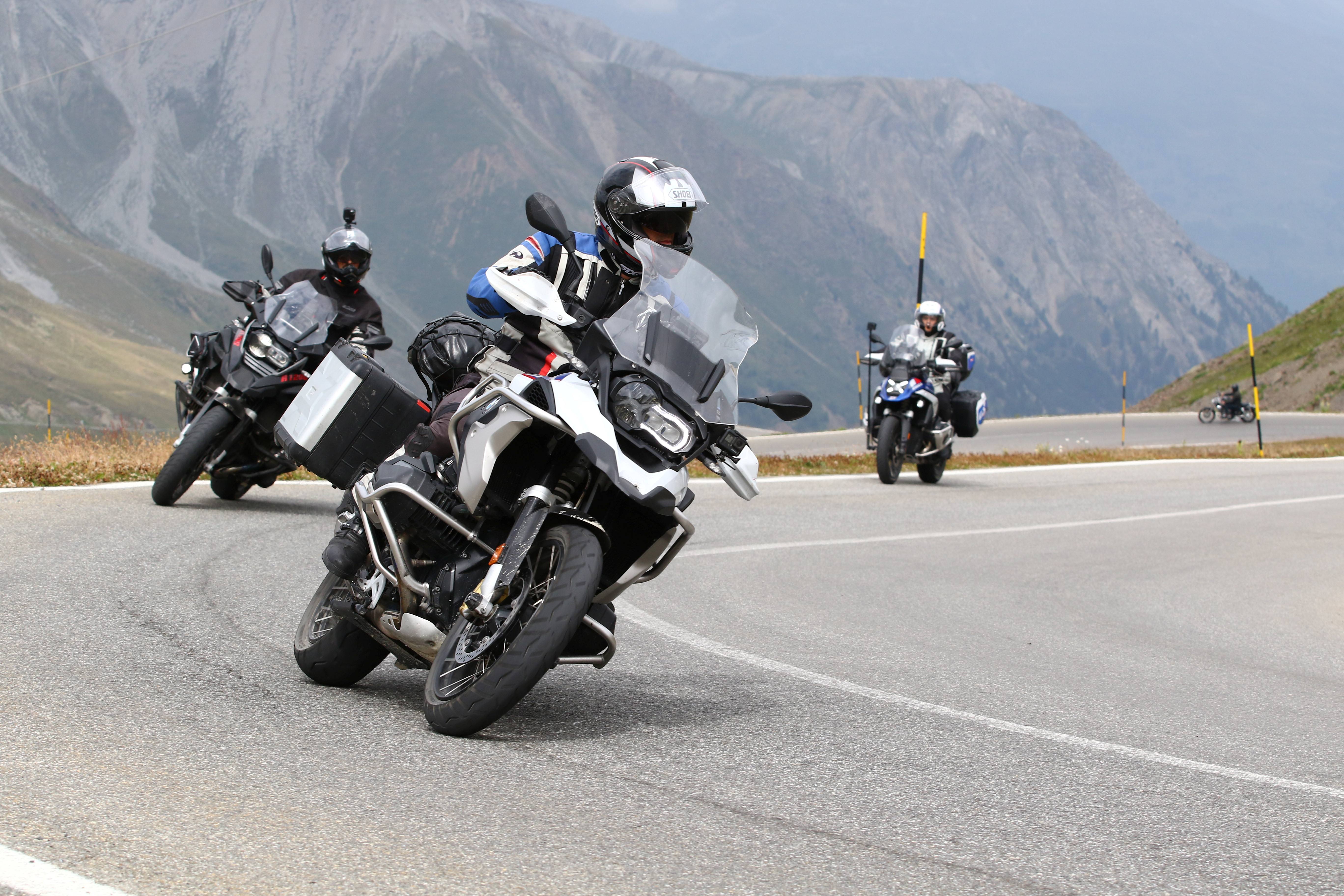 Abseits. Mit Absicht. GmbH