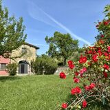 LE CASE ROSSE DI MONTEBUONO