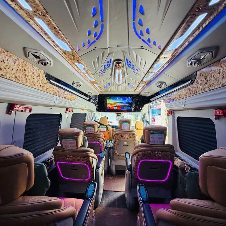 Hotram private car
