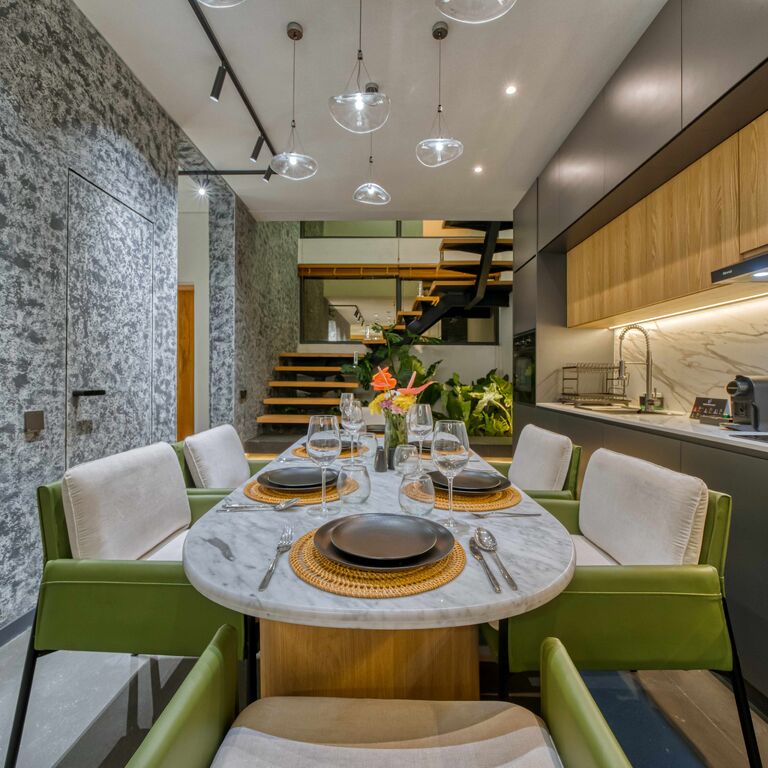 LOYO VILLAS