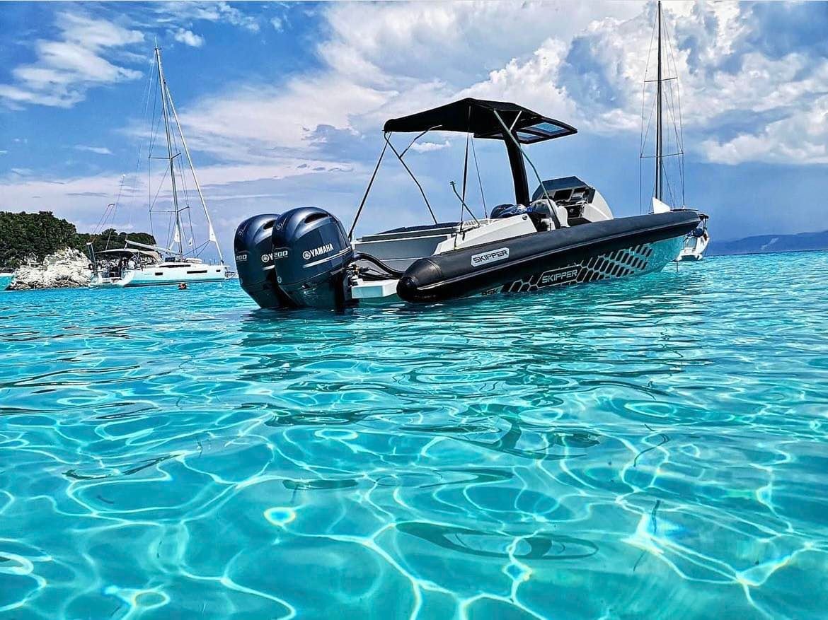 Alipa boats by Yiannis