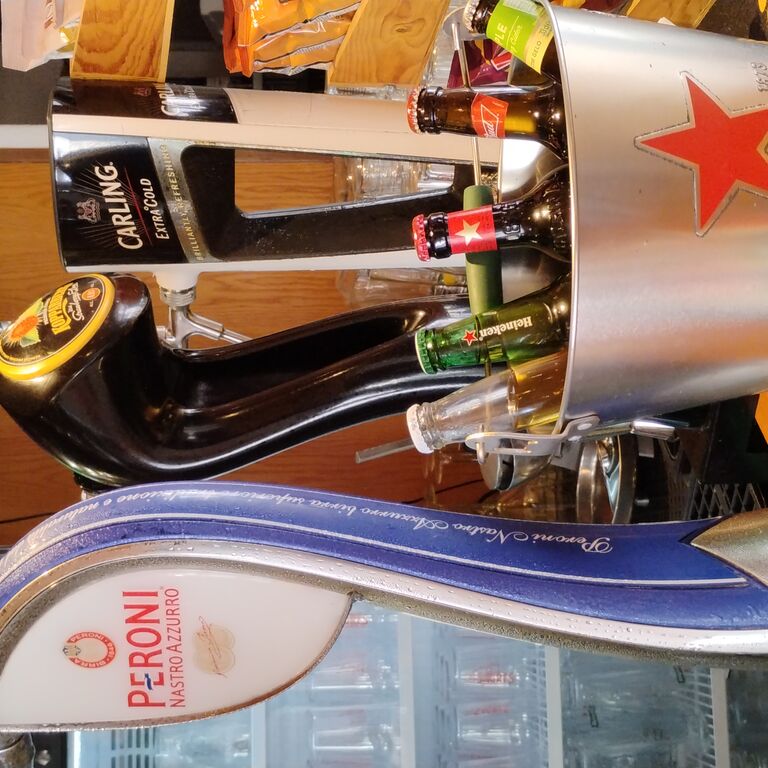 Pints & Pitchers Sports Bar