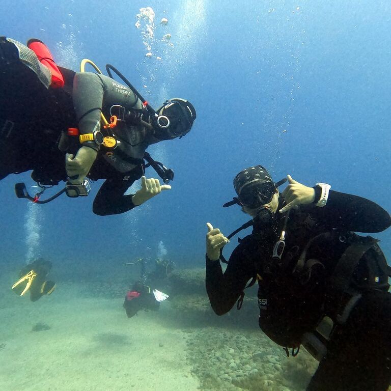 Blue Water Diving
