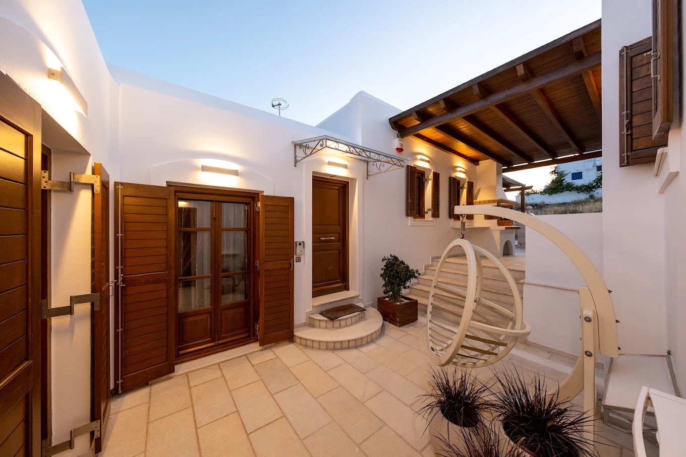 LOFTS the summer village apt