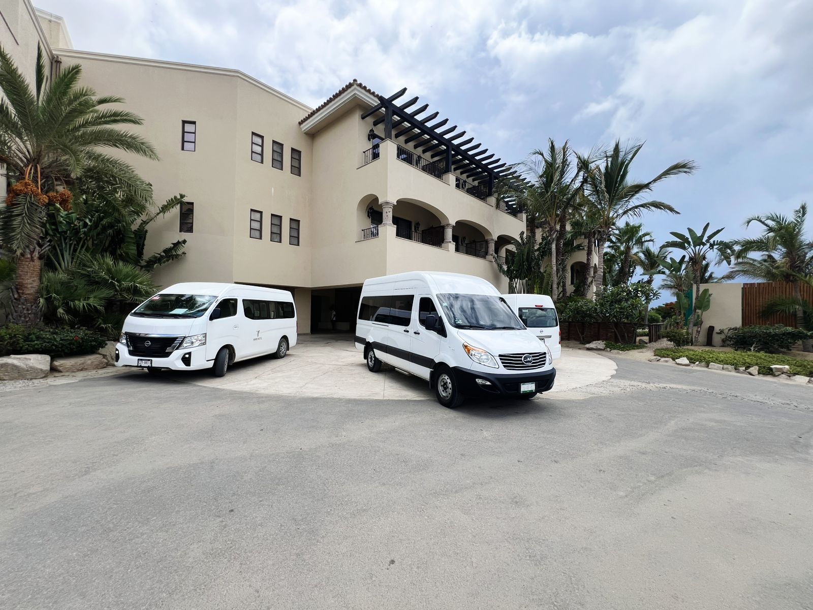 Cabo Airport Shuttle