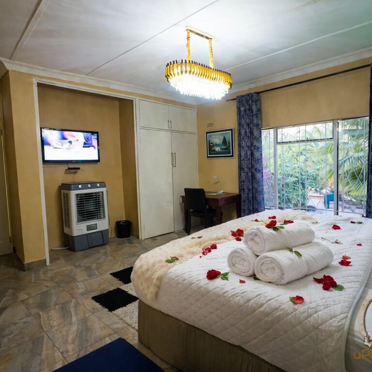 uPhondo Guest Lodge