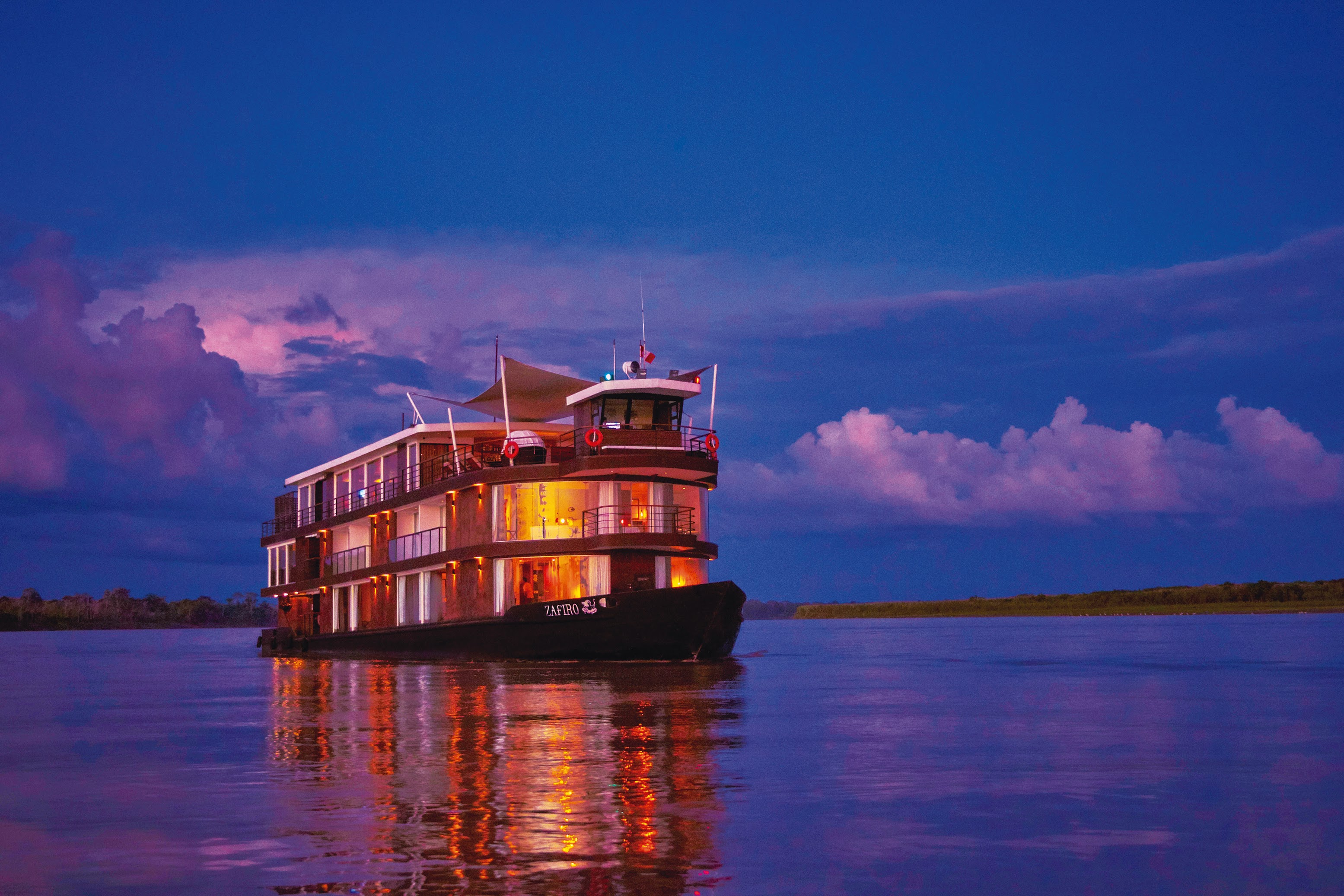 Zafiro Amazon Cruise