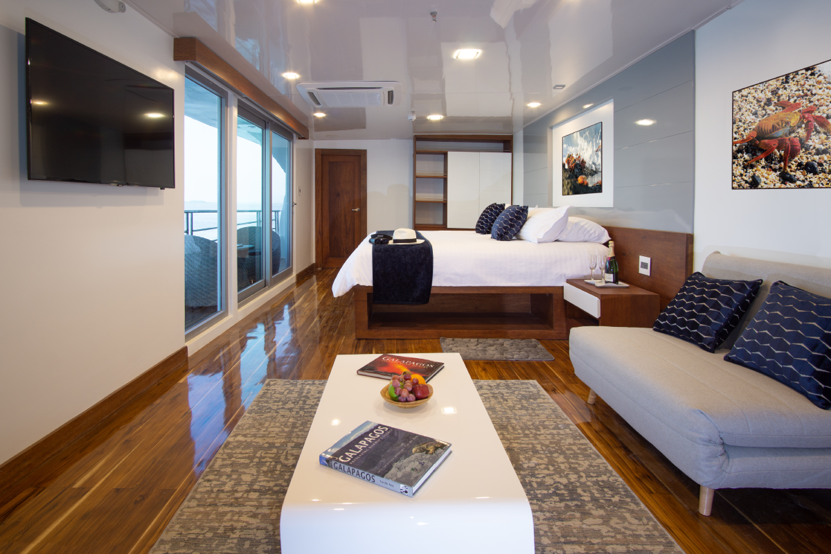 Galapagos Infinity Yatch
