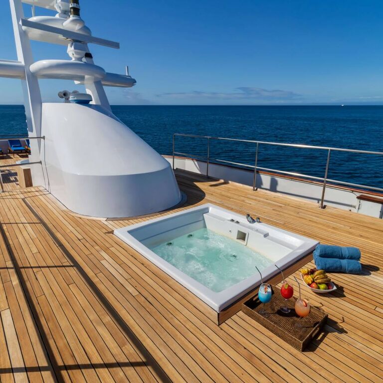 Galapagos Passion Yatch