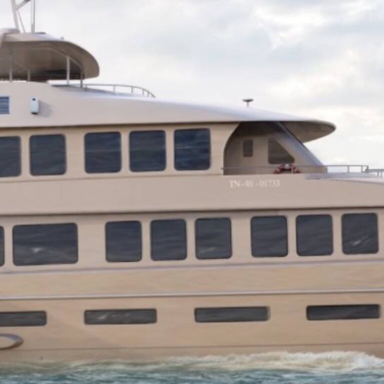 Galapagos Monique