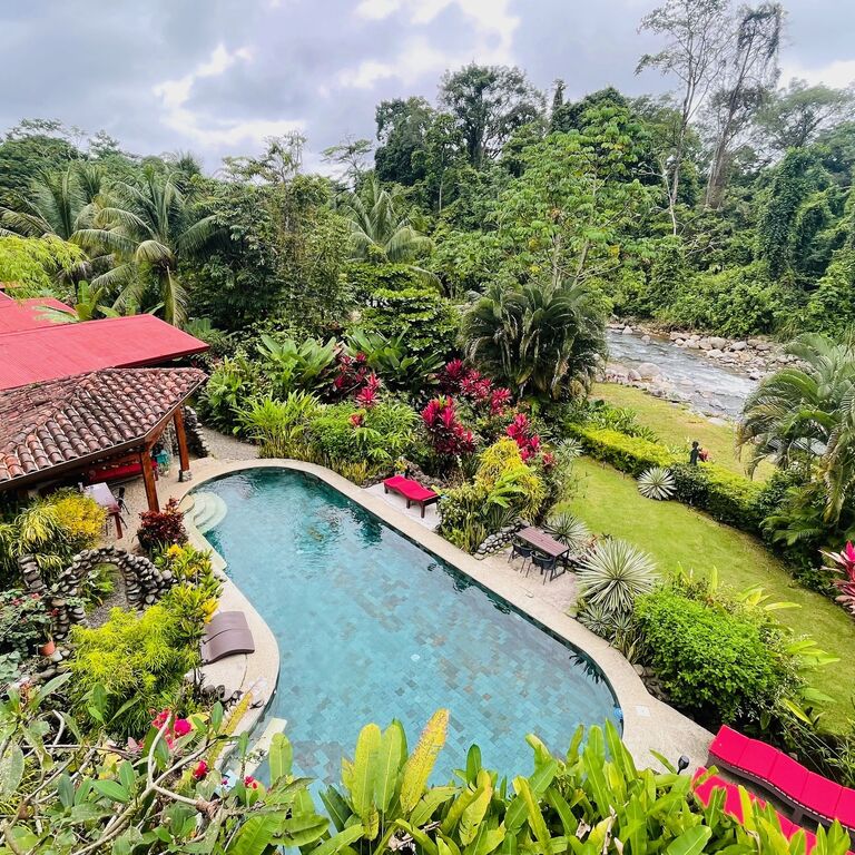 Casitas Del Rio River Lodge