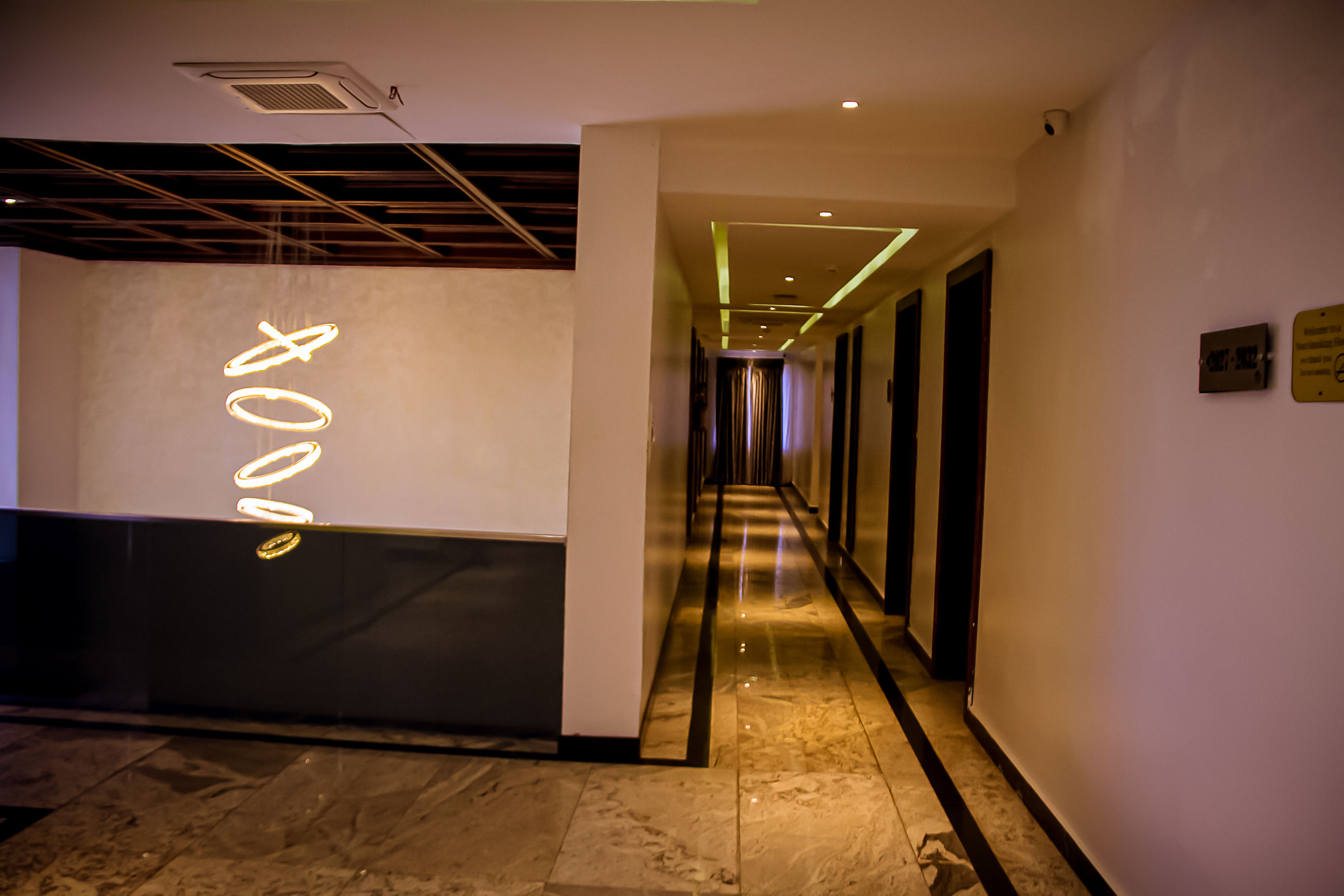 LIMERIDGE SIGNATURE HOTEL