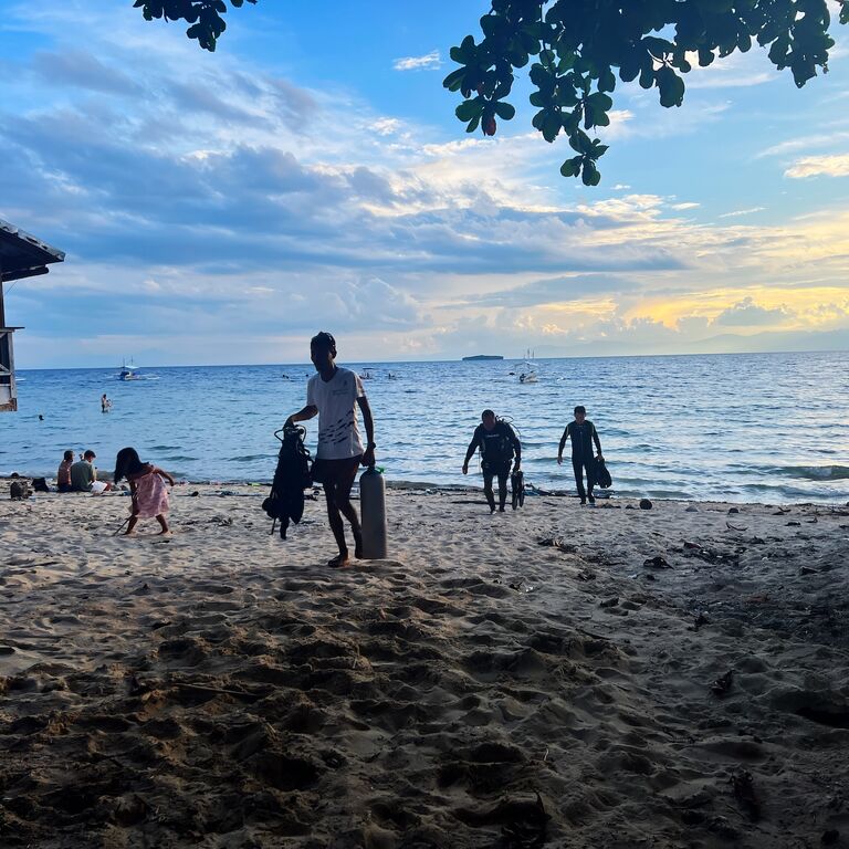 Neptune Diving Resort Moalboal