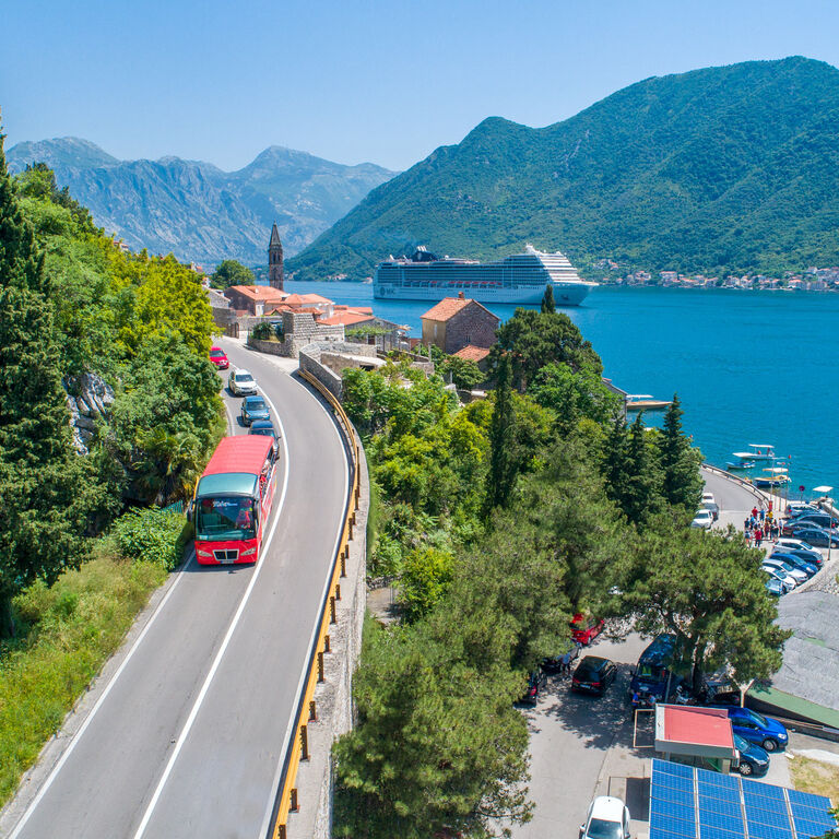 Hop-on Hop-off Sightseeing Bus
