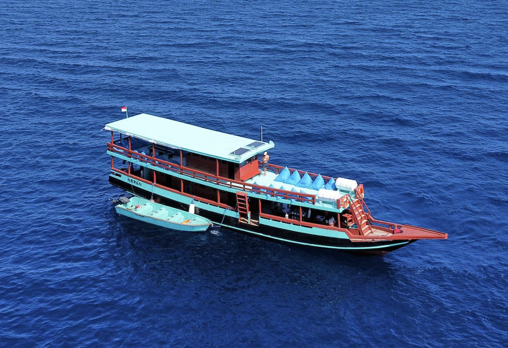 NEREN Diving Komodo