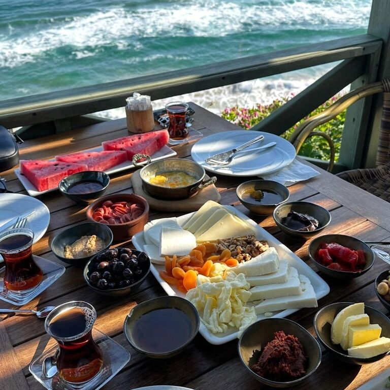 Rokethane Restoran ve Kafe