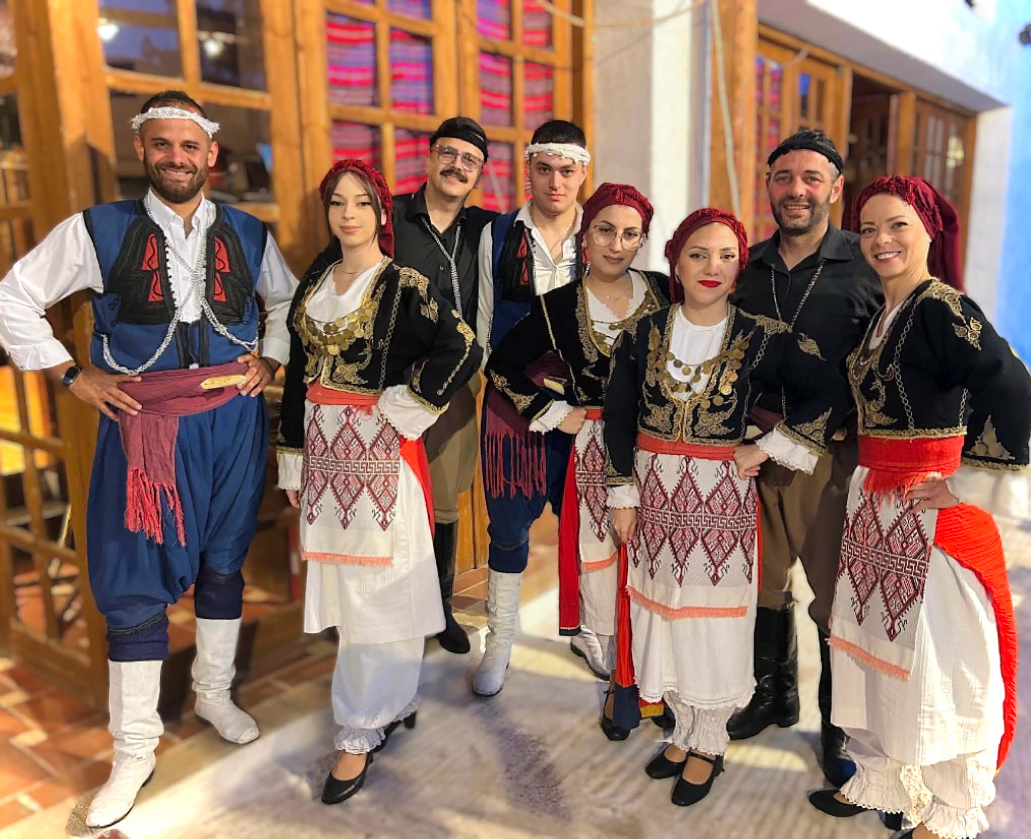 Folklore Show with live music