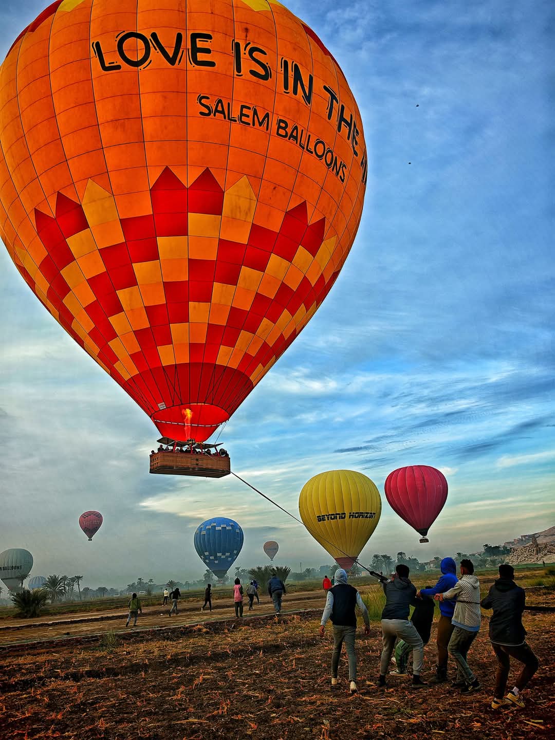 Flying balloon
