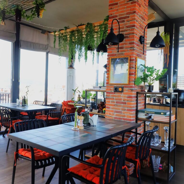 Livin Cafe Tbilisi