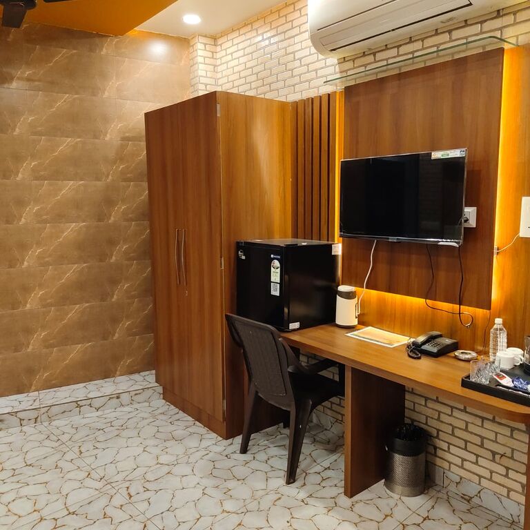 Stay Kailash Varanasi