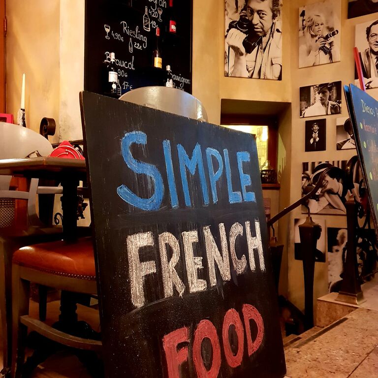 CAFE MONTMARTRE