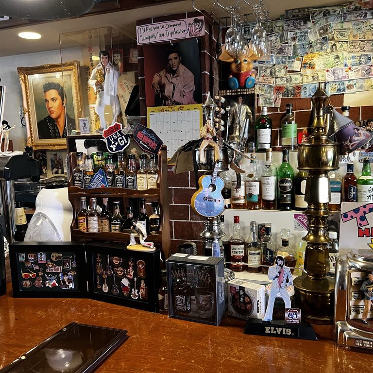 Rock Cafe Bar USAGI