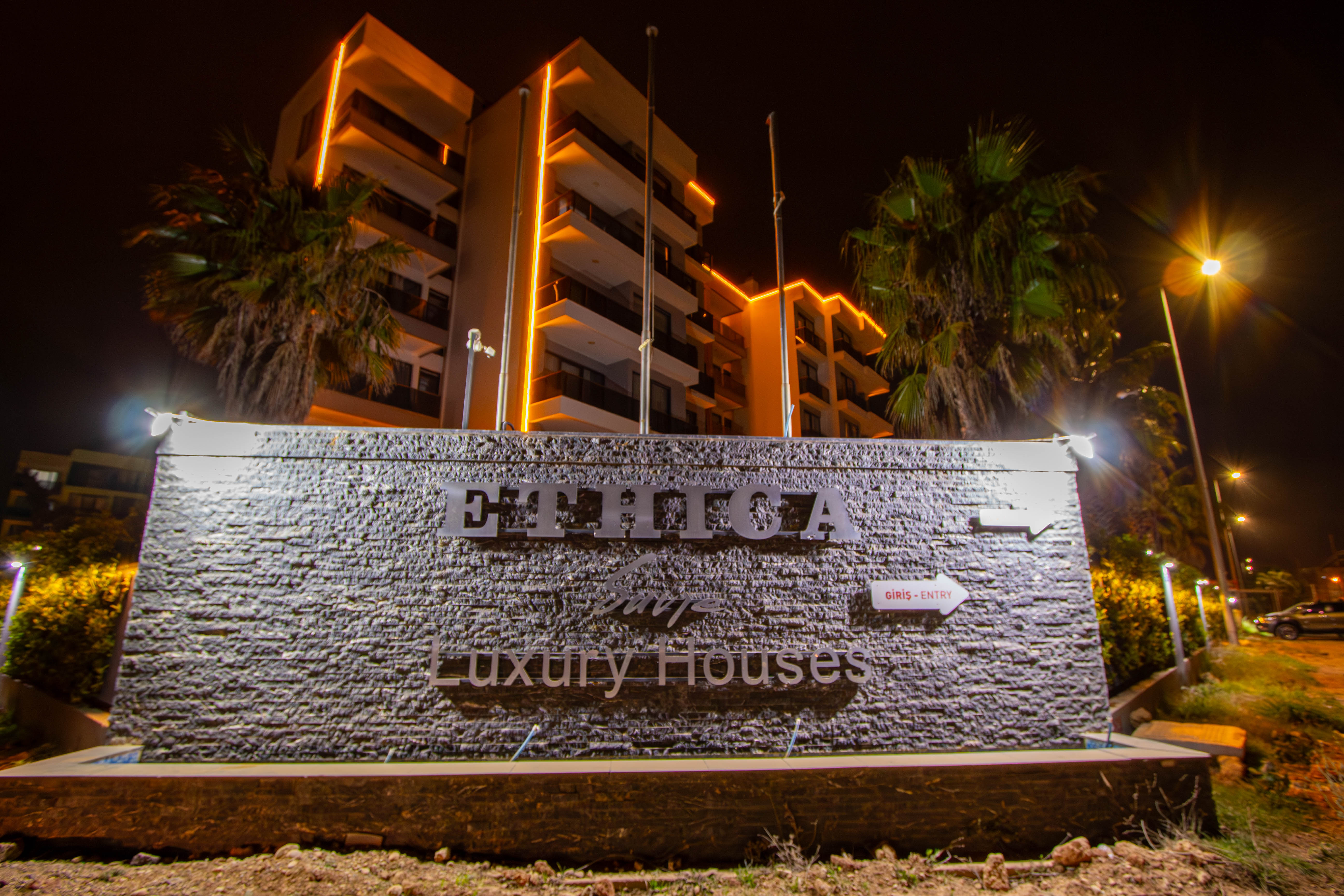 Ethica Suite Luxury Houses