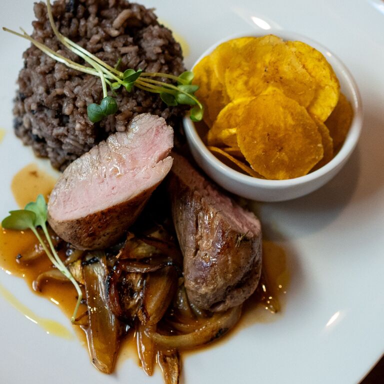 KUBISTRO Restaurant