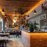KUBISTRO Restaurant
