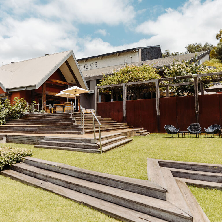 Vines Restaurant at Hollydene