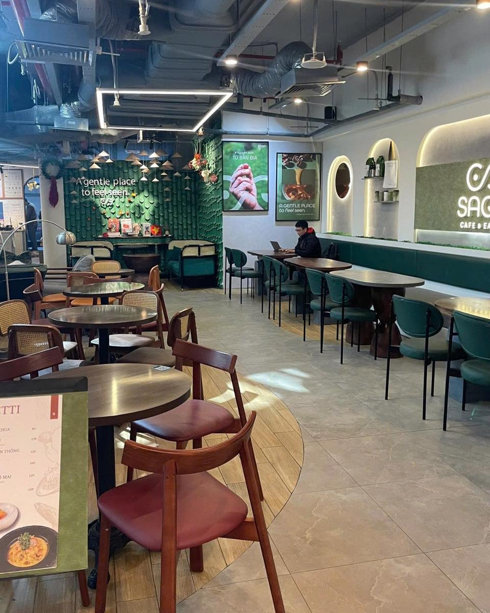 Saga Cafe & Eatery HanoiCentre