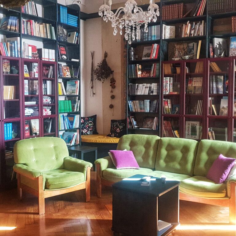 Val Bookstore