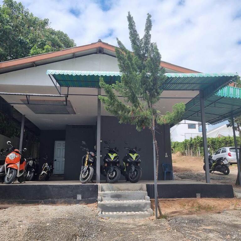 Samui Scooters