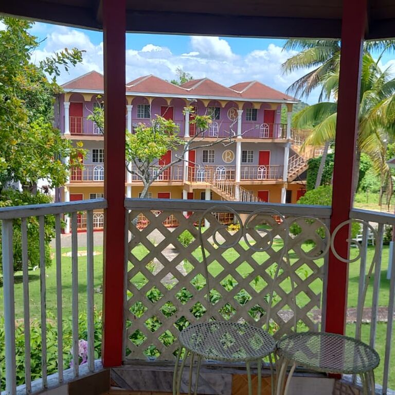 Paradise  Reggae  Resort Ltd