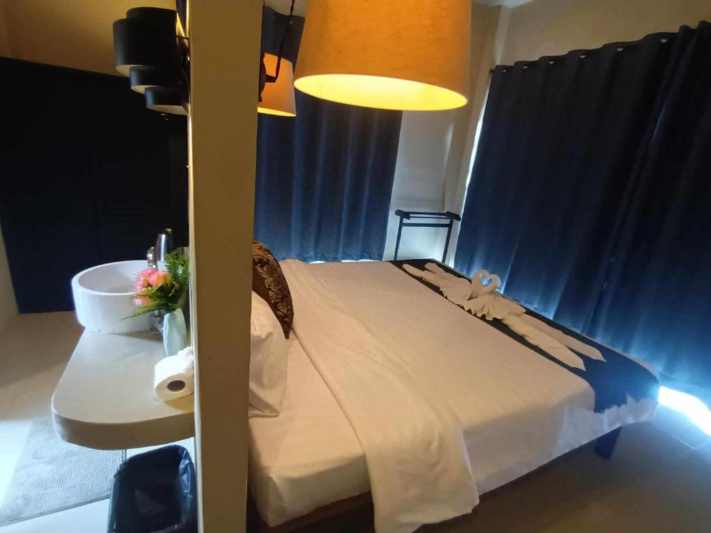 Infinity Boutique Hotel Kata