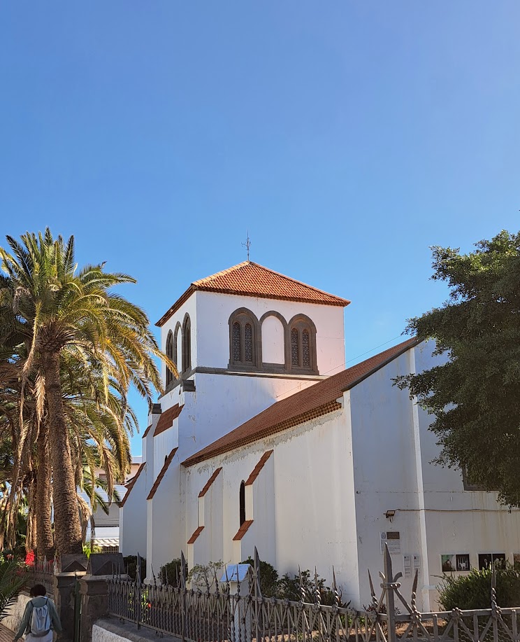 Holy Trinity Church Las Palmas