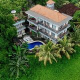 Amoya Inn