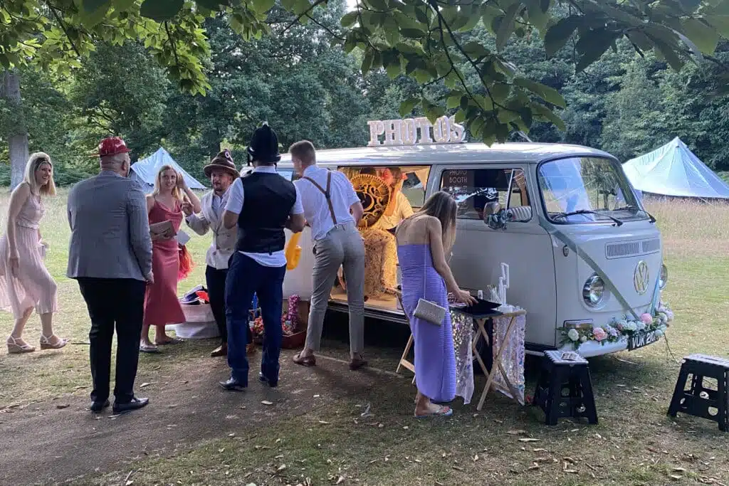 The White Van Wedding Compnay
