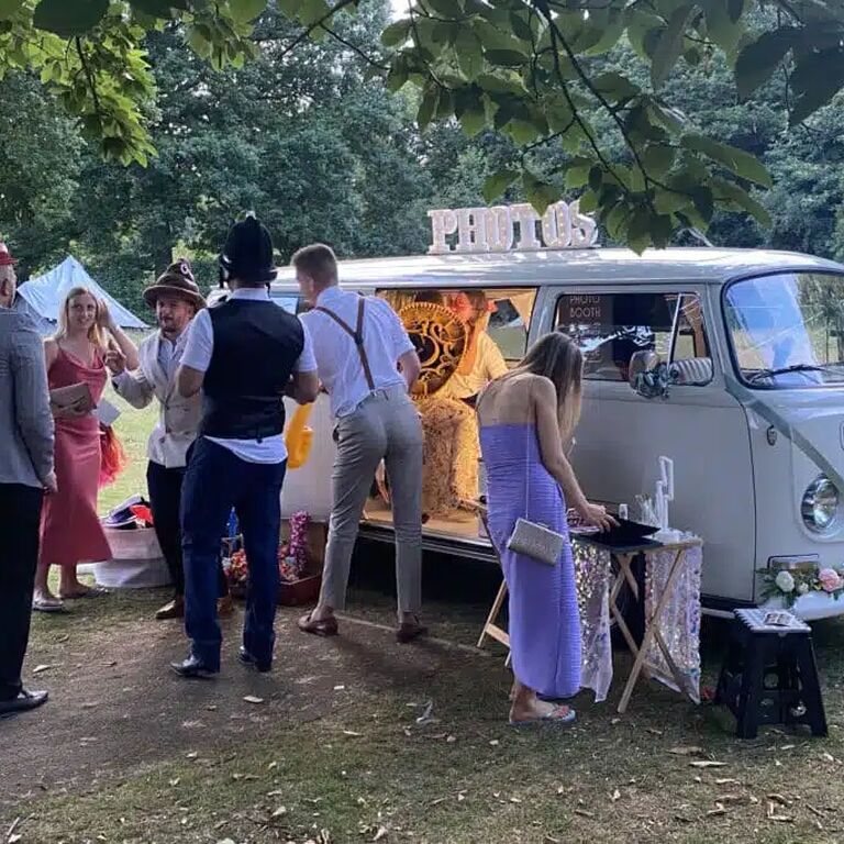 The White Van Wedding Compnay