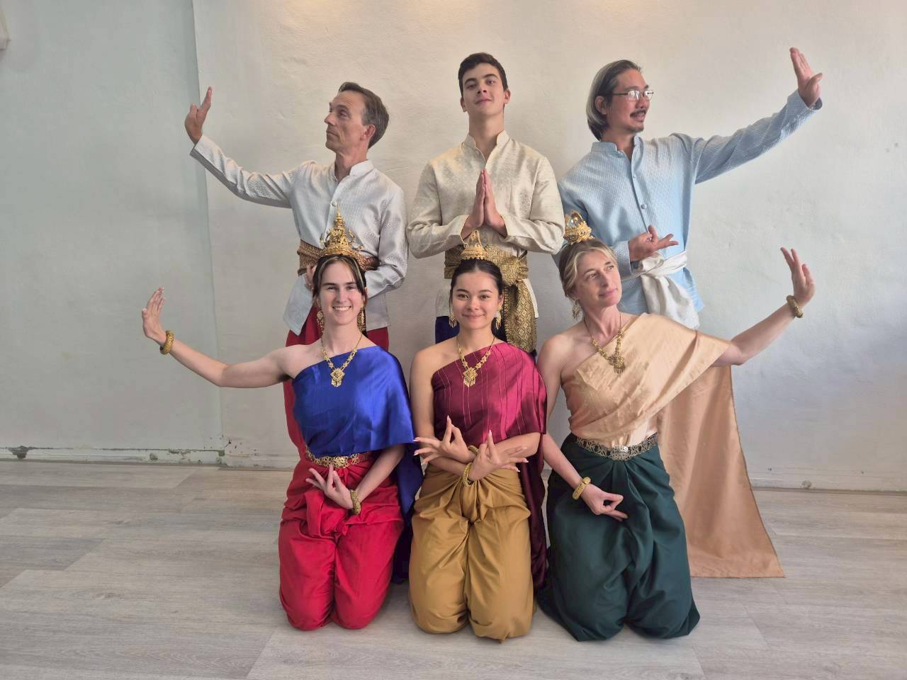 Thai Traditional Dance Class