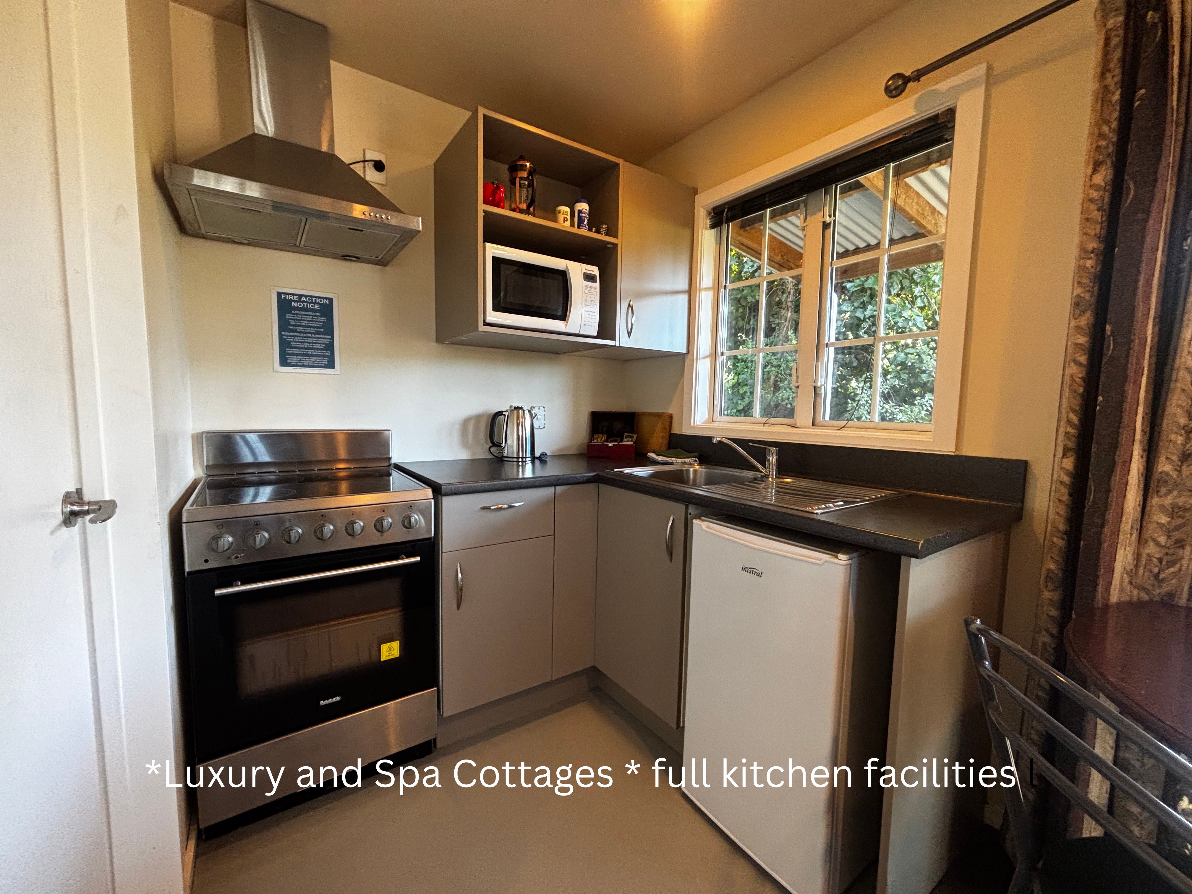 Cranford Cottages and Motel