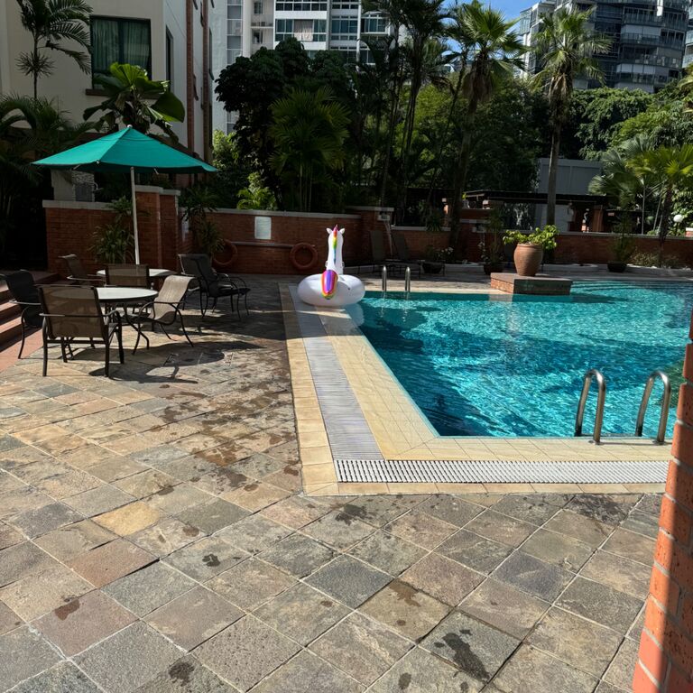 FUN SPLASH SWIM SCHOOL